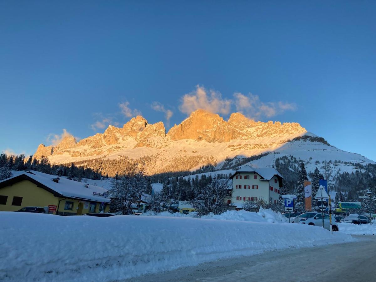 Renoviertes Apartment Mit Terrasse An Der Piste Mit Kostenlosen Wifi Carezza al Lago Exterior foto