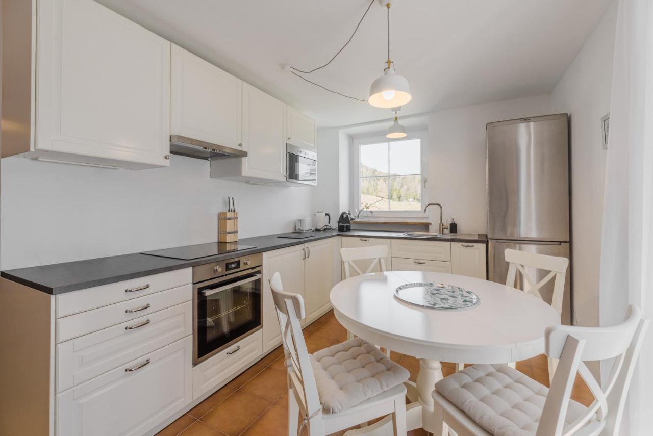 Renoviertes Apartment Mit Terrasse An Der Piste Mit Kostenlosen Wifi Carezza al Lago Exterior foto