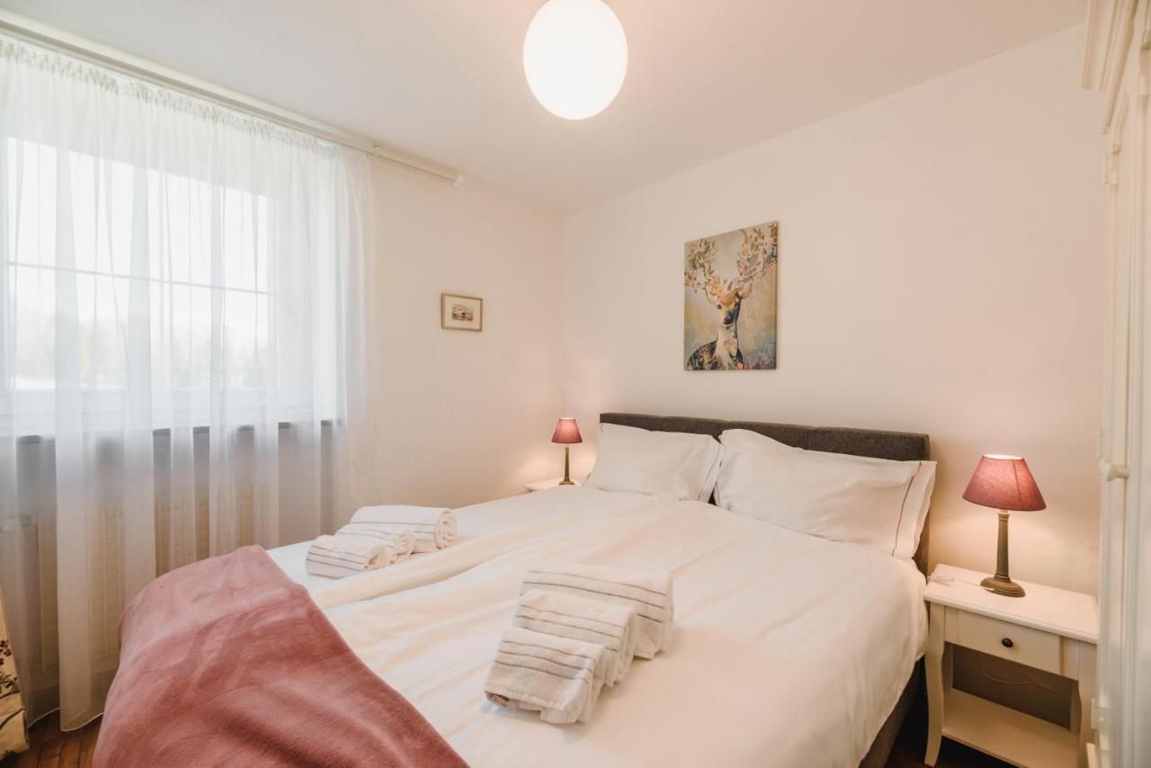 Renoviertes Apartment Mit Terrasse An Der Piste Mit Kostenlosen Wifi Carezza al Lago Exterior foto