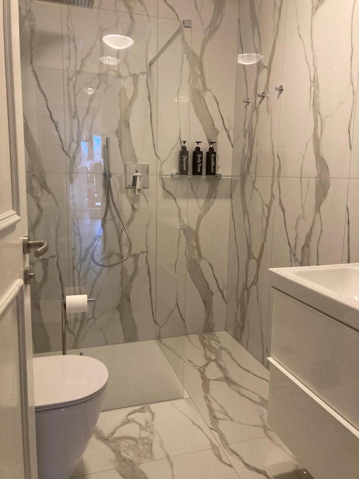 Renoviertes Apartment Mit Terrasse An Der Piste Mit Kostenlosen Wifi Carezza al Lago Exterior foto